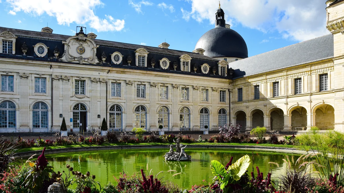 Enchanting Loire Valley Châteaux Route